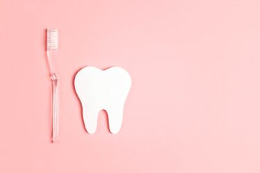ステインとは？歯に着色汚れがつく原因やきれいに取り除く方法を解説